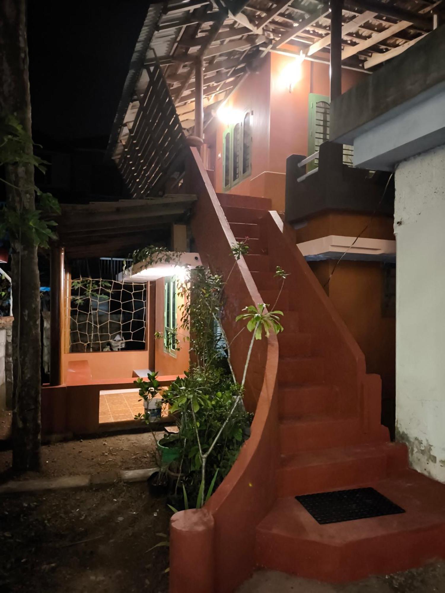 Tiny Temple Hotel Varkala Buitenkant foto